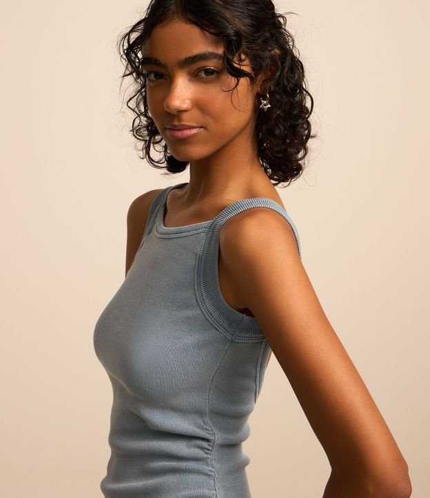 Vestido Midi em Ribana com Costas Abertas