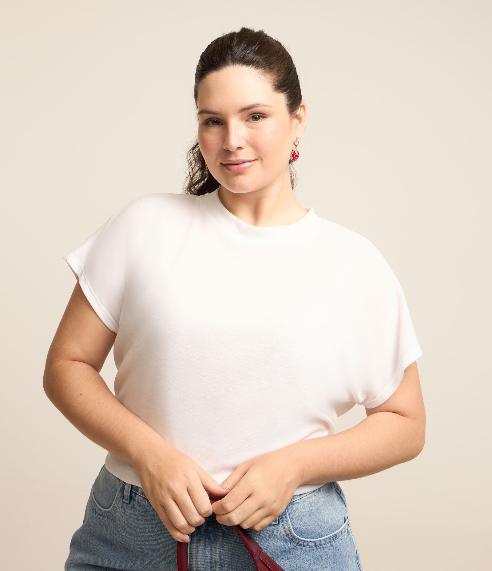 Blusa Básica em Ribana e sem Cava Curve & Plus Size Off White 1