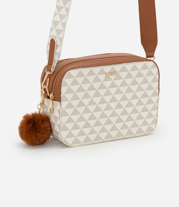 Bolsa Transversal Média em PU Estampa Triângulo com Pompom e Alça Gossa