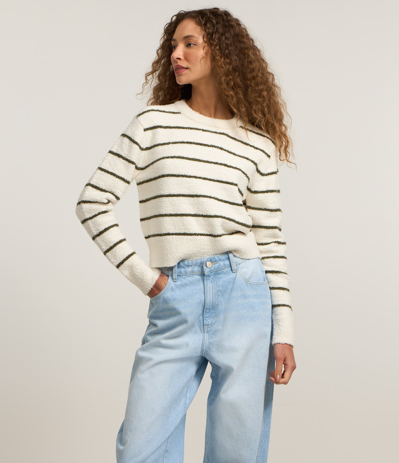 Calça Balloon em Jeans com Recorte Lateral Azul 3
