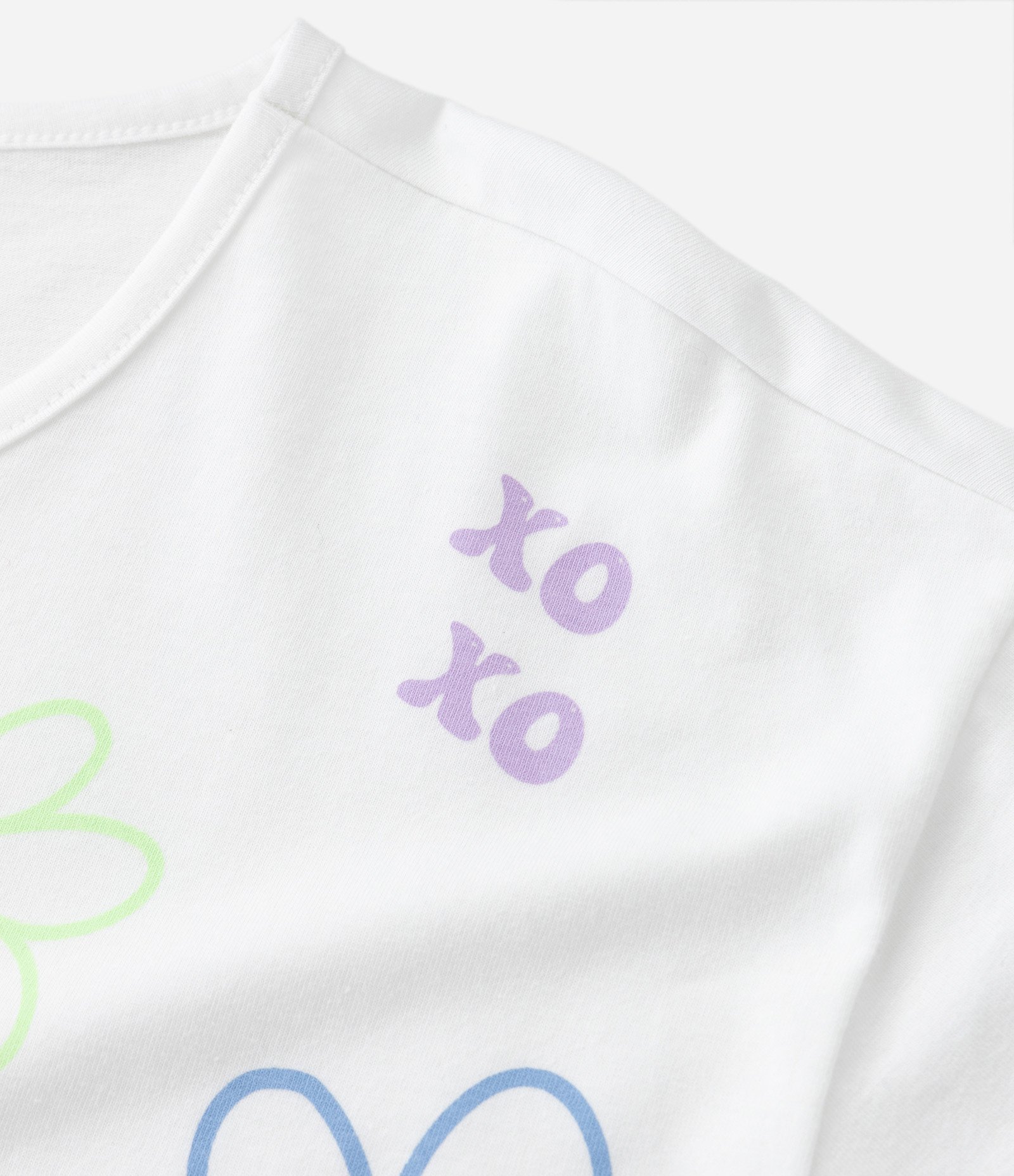 Camiseta Cropped Infantil com Estampa Doodles - Tam 5 a 14 Anos Branco Neve 4