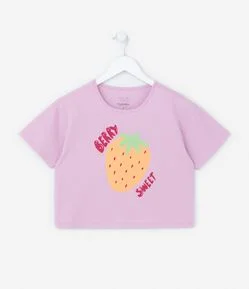 Camiseta Curta Infantil com Estampa Morango - Tam 5 a 14 Anos