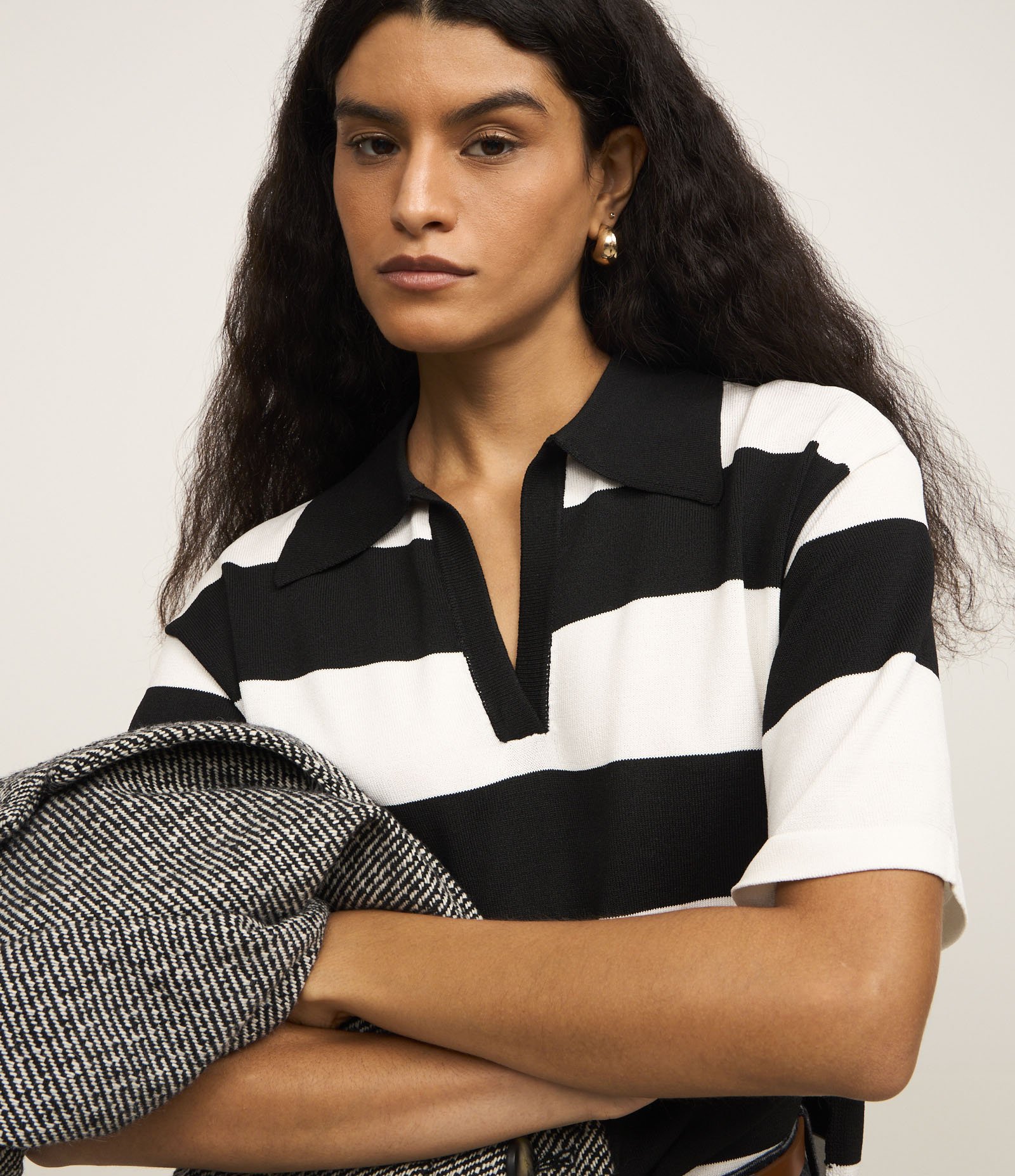 Blusa Listrada em Tricô com Gola Polo Preto/Branco 4