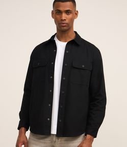 Camisa em Sarja com Botões e Bolsos