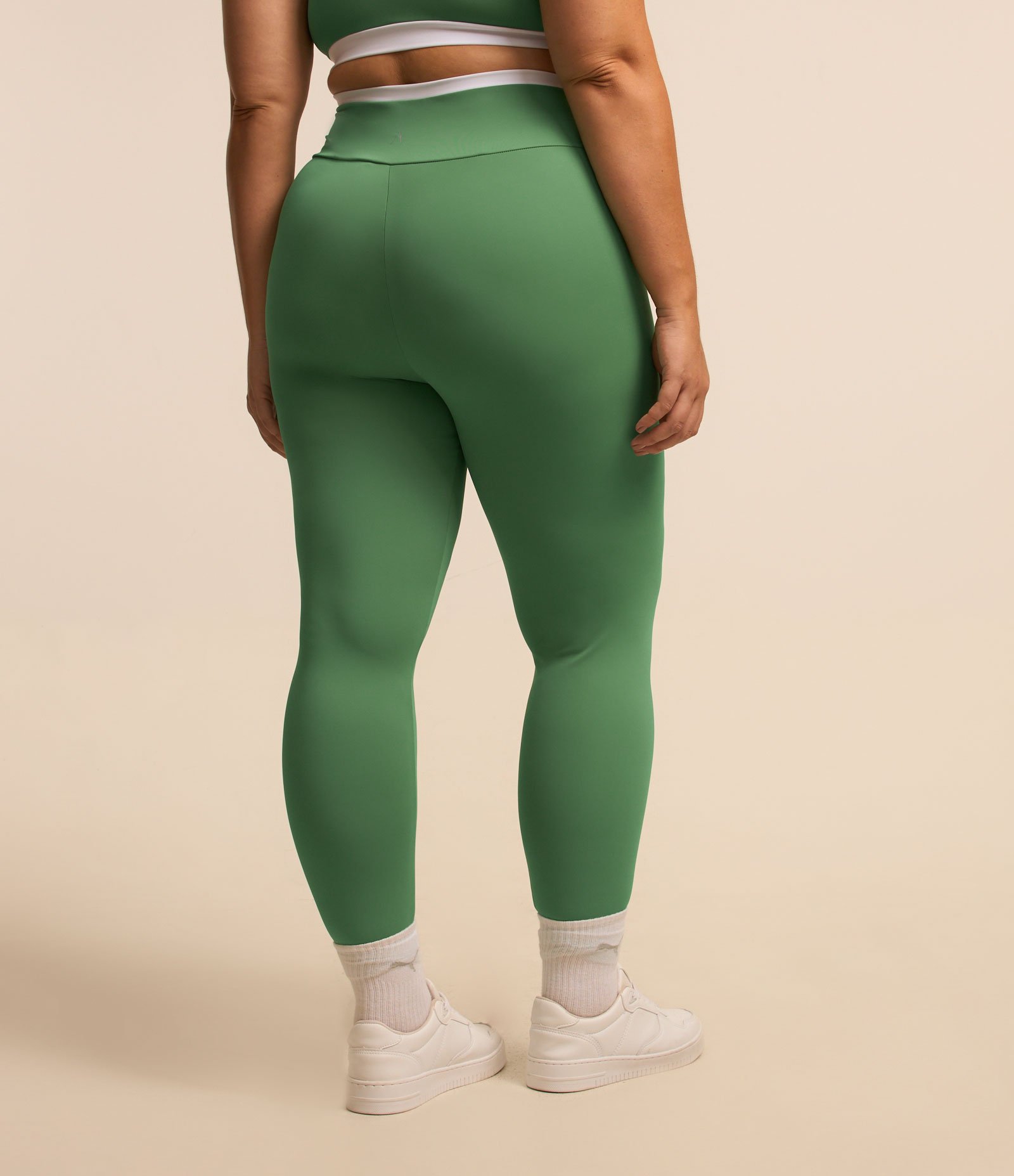 Calça Legging em Poliamida Tecnologia Dry Curve e Plus Size Verde 3