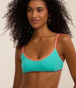 Biquíni Top Camisetinha em Microfibra com Costura Colorida e Viés Contrastante