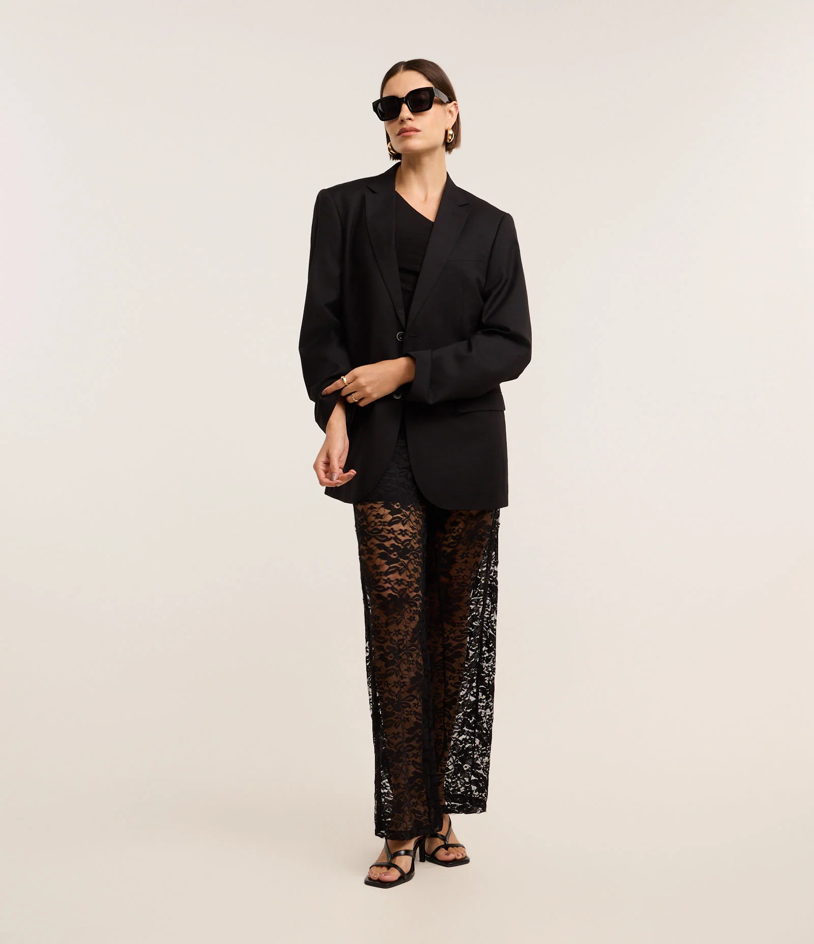 Blusa Ombro Só com Franzido Lateral Preto 2