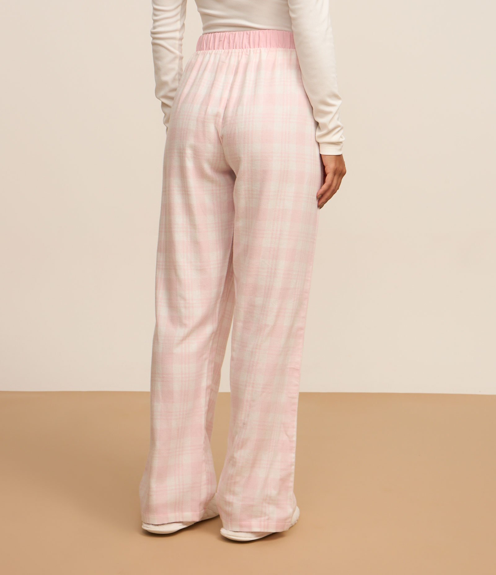 Calça de Pijama em Flanela Xadrez Rosa 3