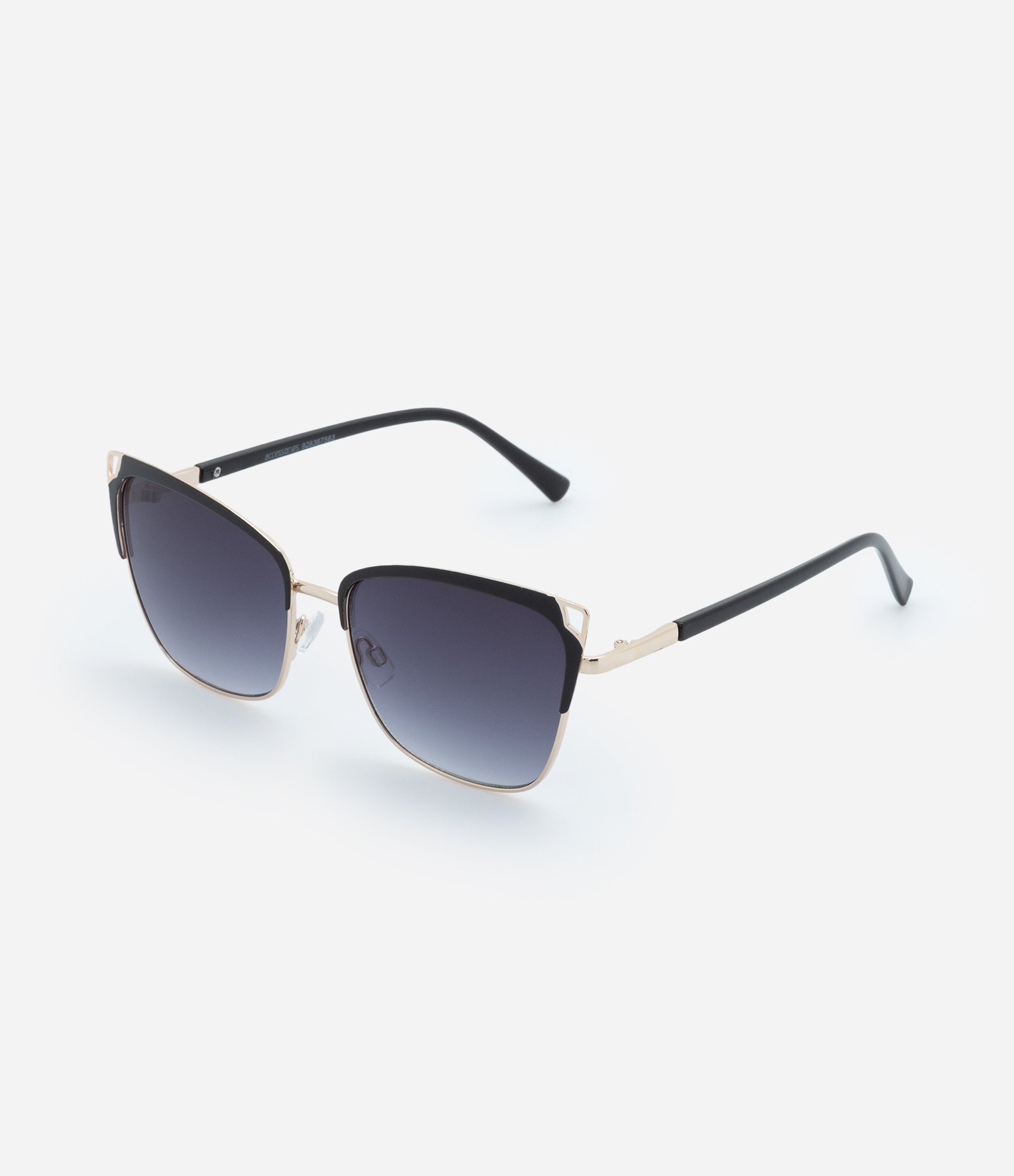 Óculos Gateado em Metal com Detalhes de Lente Fumê Degradê Prata 1