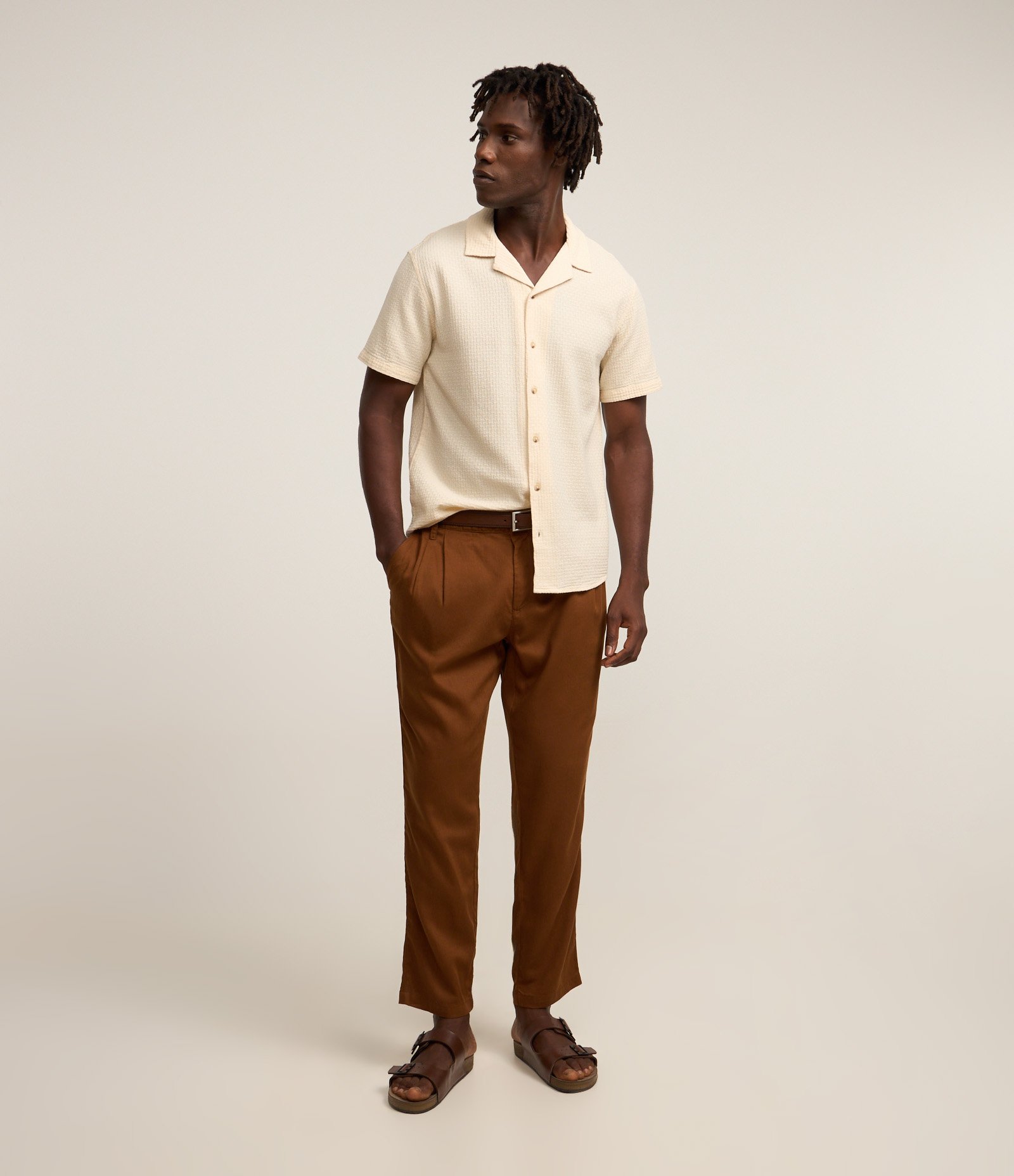 Camisa Regular com Gola Bowling e Textura Quadricular Off White 2