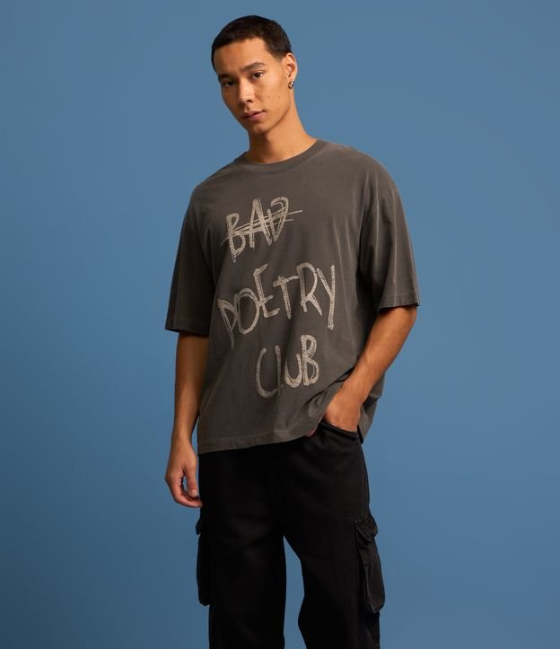 Calça Baggy em Jeans Dirty com Recortes