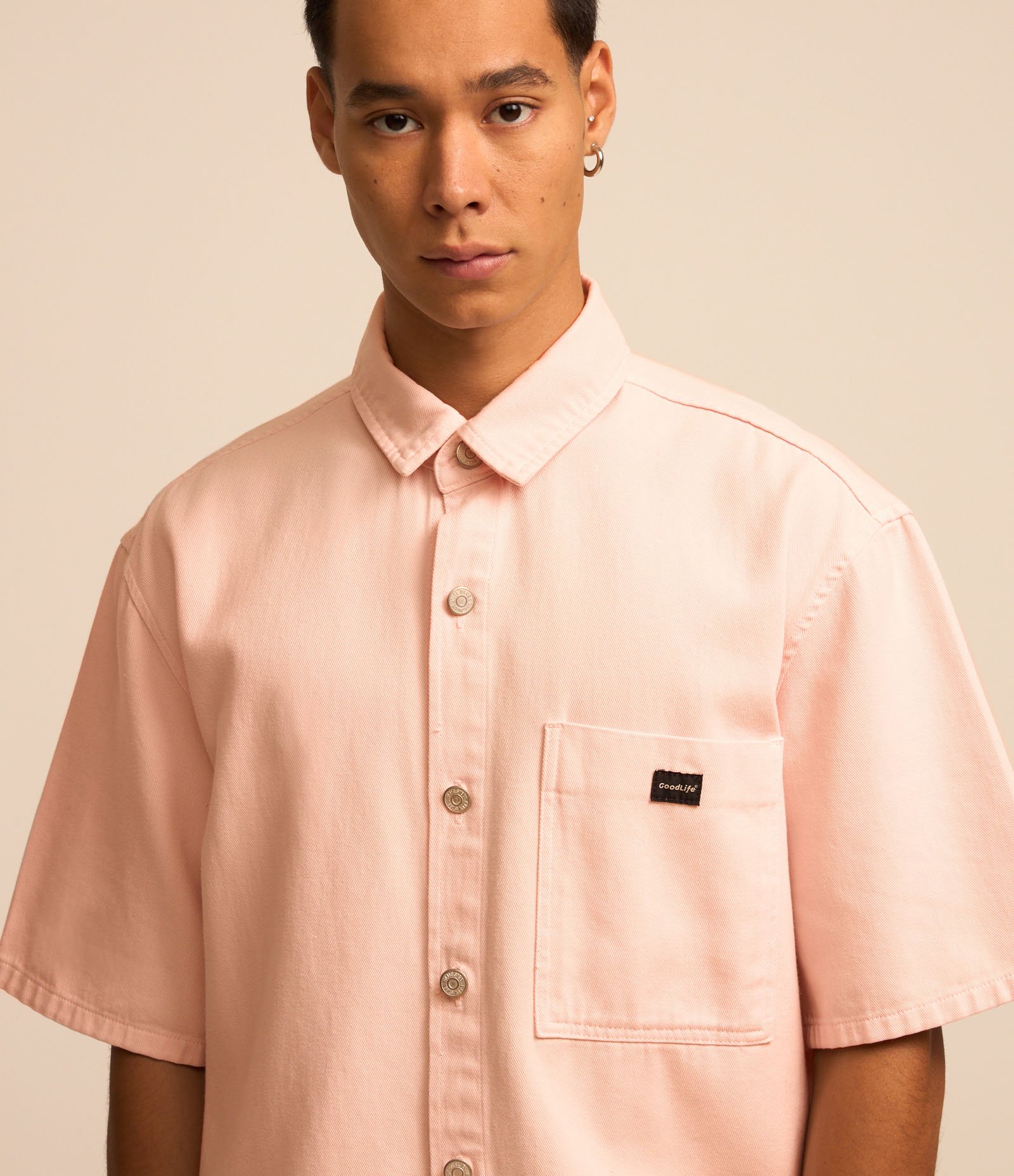 Camisa Boxy em Sarja Estonada com Bolso no Peito 3