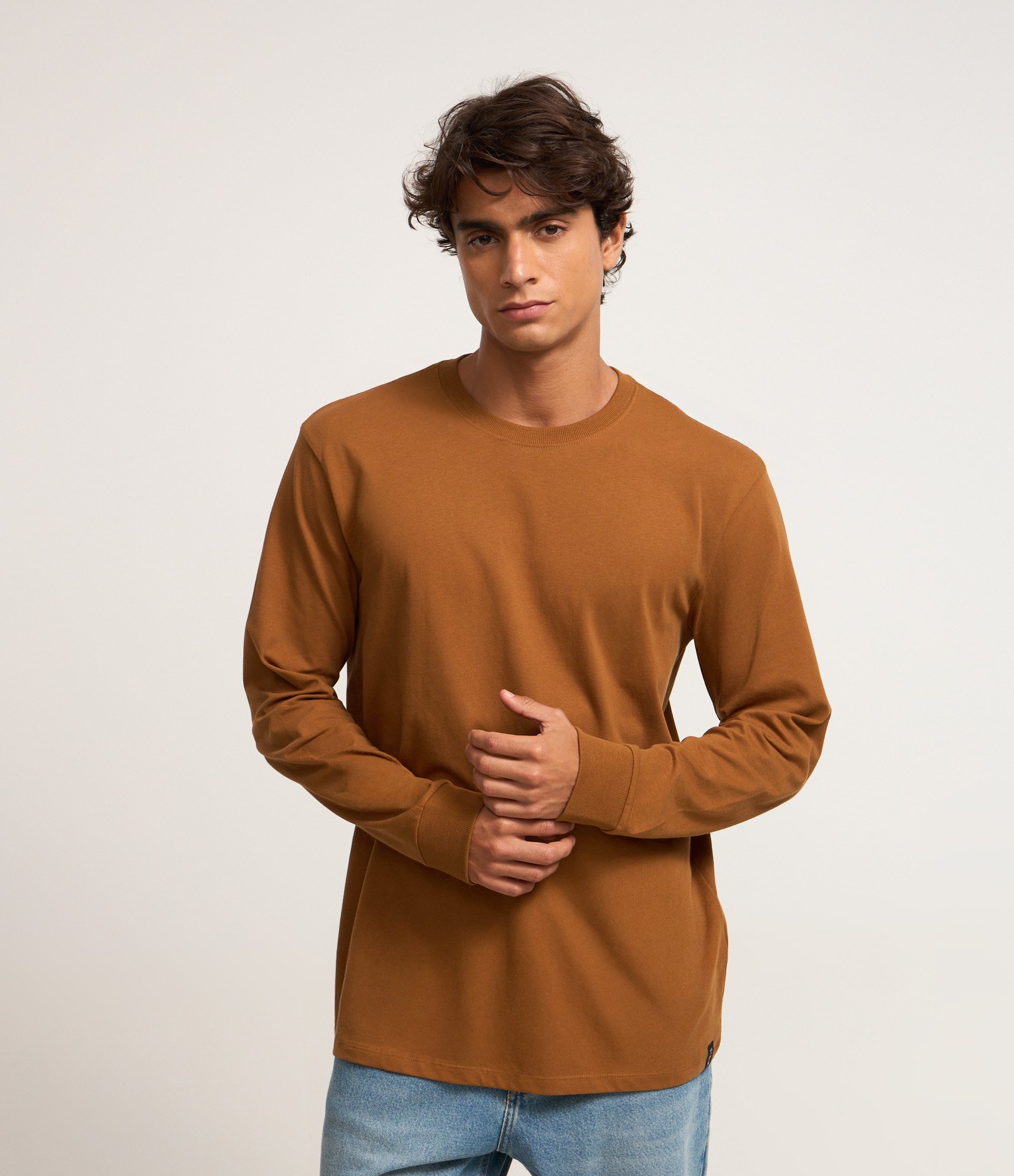 Camiseta Comfort em Algodão com Manga Longa Caramelo 1