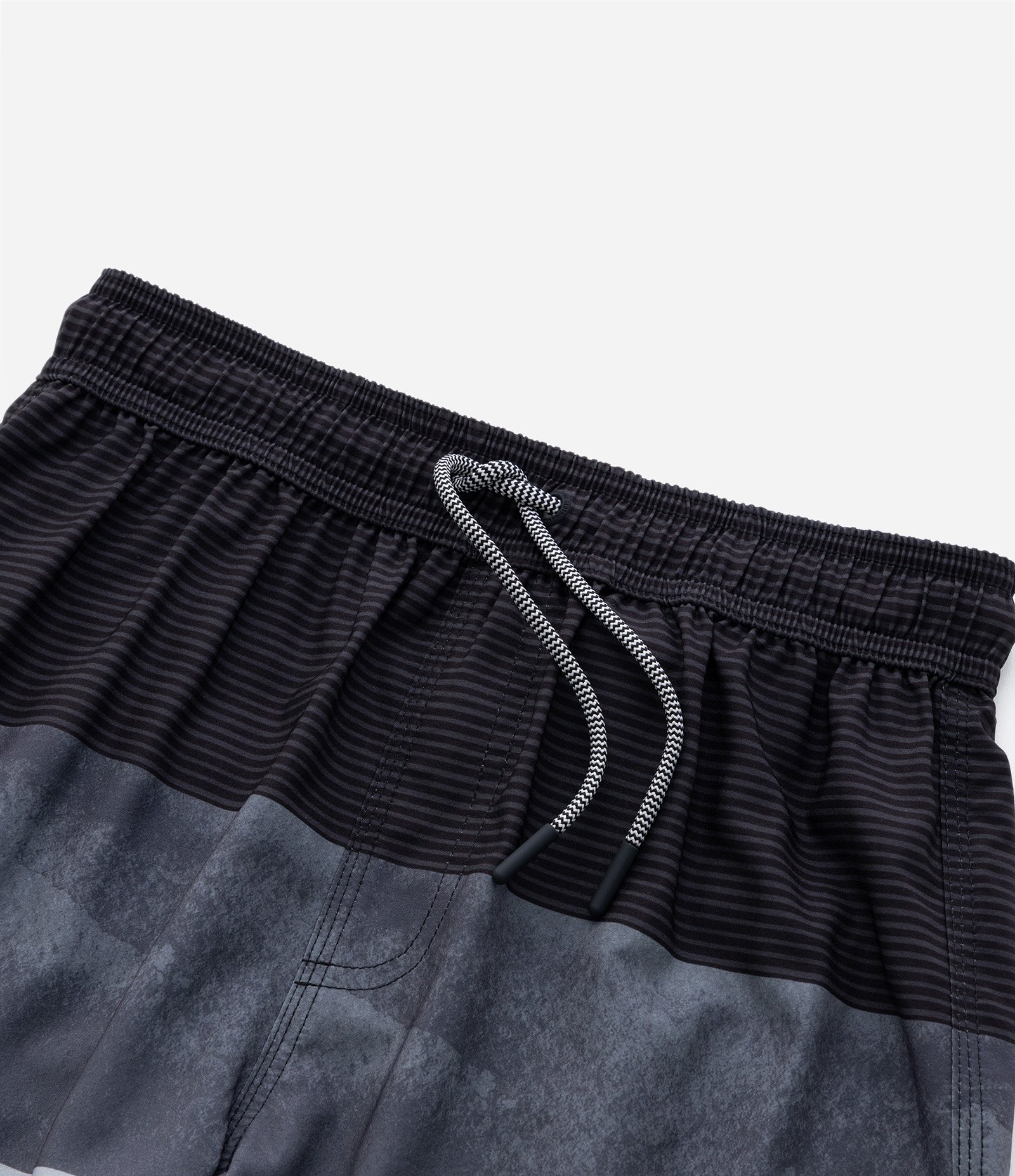 Bermuda Infantil com Estampa Bloco de Cores - Tam 5 a 14 Anos Preto 4