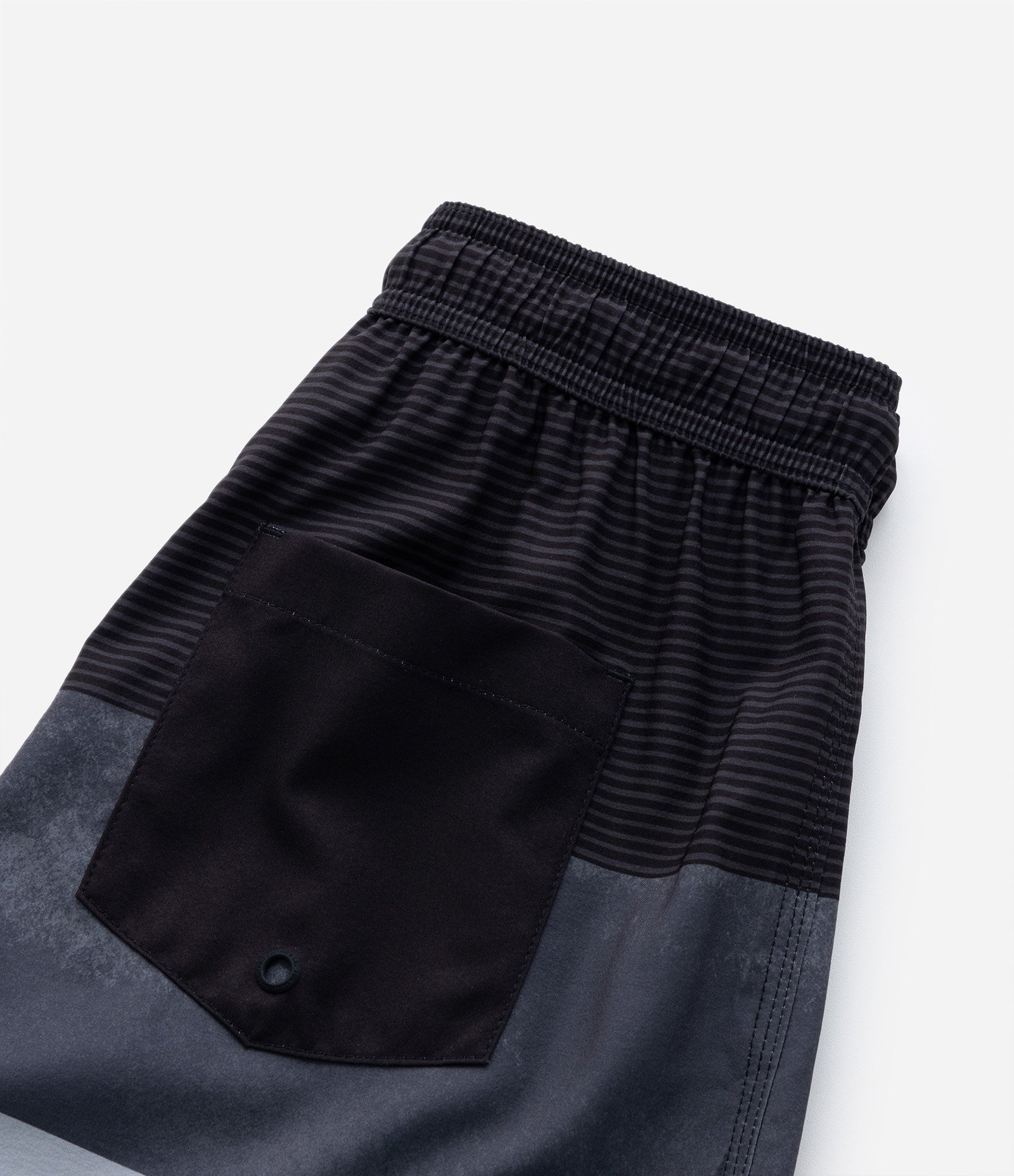 Bermuda Infantil com Estampa Bloco de Cores - Tam 5 a 14 Anos Preto 5
