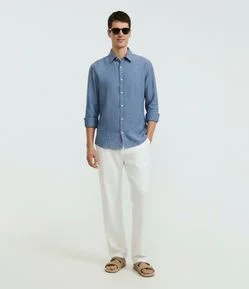 Camisa Regular Básica em Linho com Gola Colarinho
