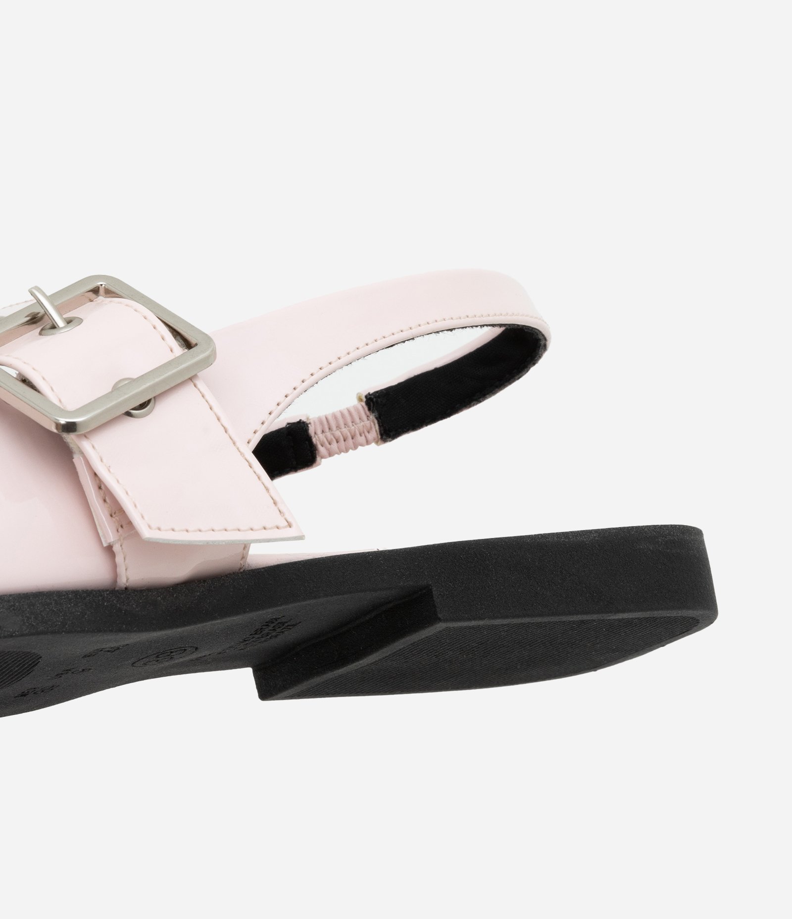 Sapatilha Slingback com Bico Fino e Fivelas Rosa 4