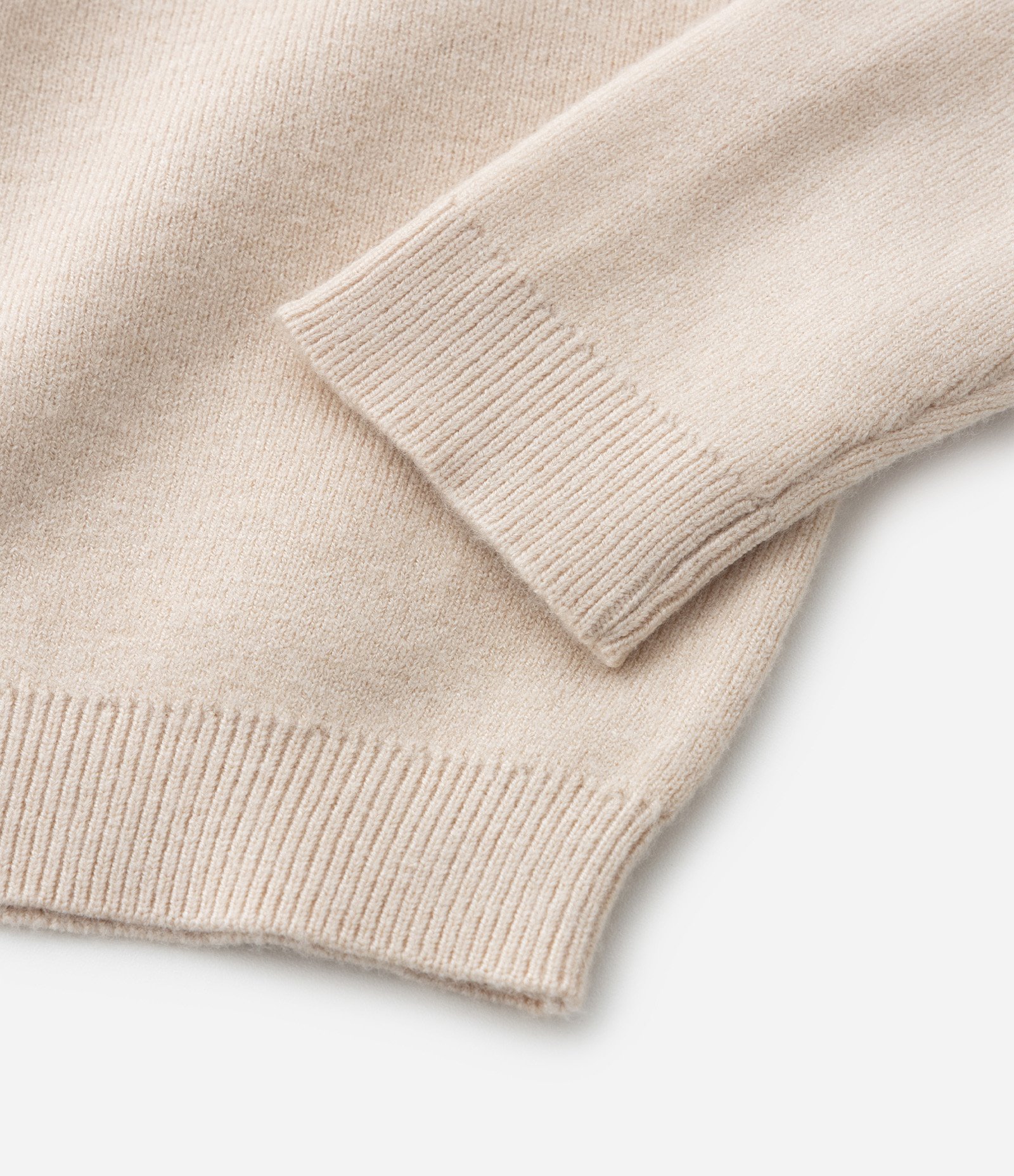 Suéter Infantil em Tricô com Babadinho na Gola - Tam 1 a 5 Anos Bege 4