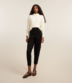 Calça Legging em Suedine e Zíper Lateral