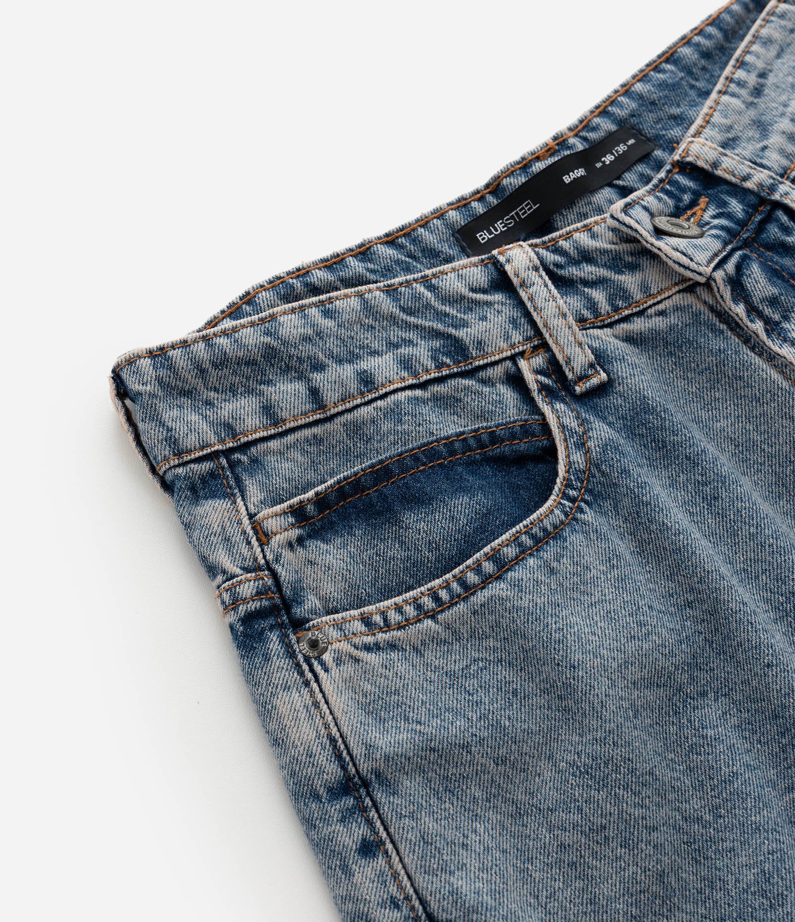 Bermuda Baggy Vintage em Jeans Azul escuro 4