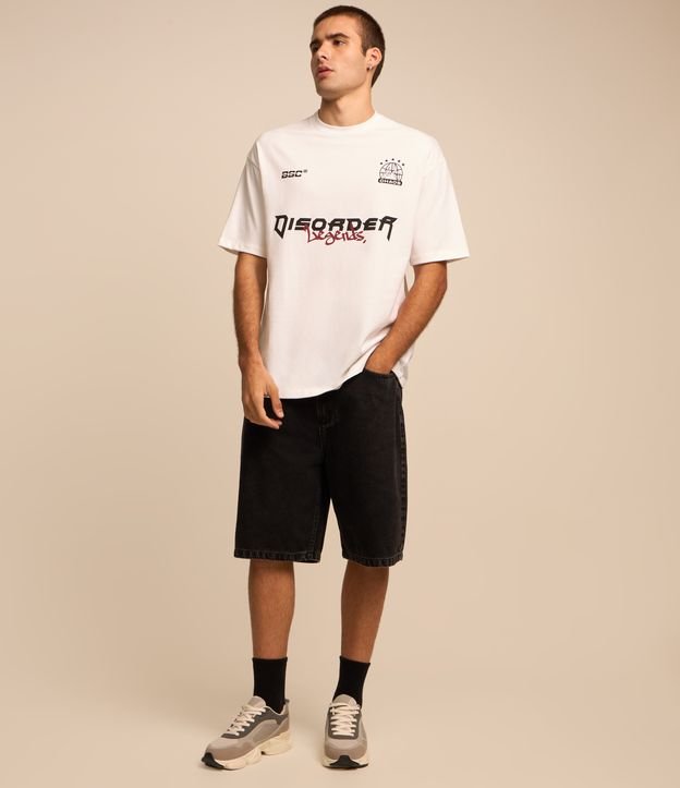 Camiseta Relaxed em Malhão com Estampa Disorder 10
