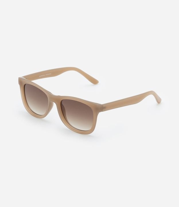 Óculos Quadrado com Lentes Contrastantes Degradê