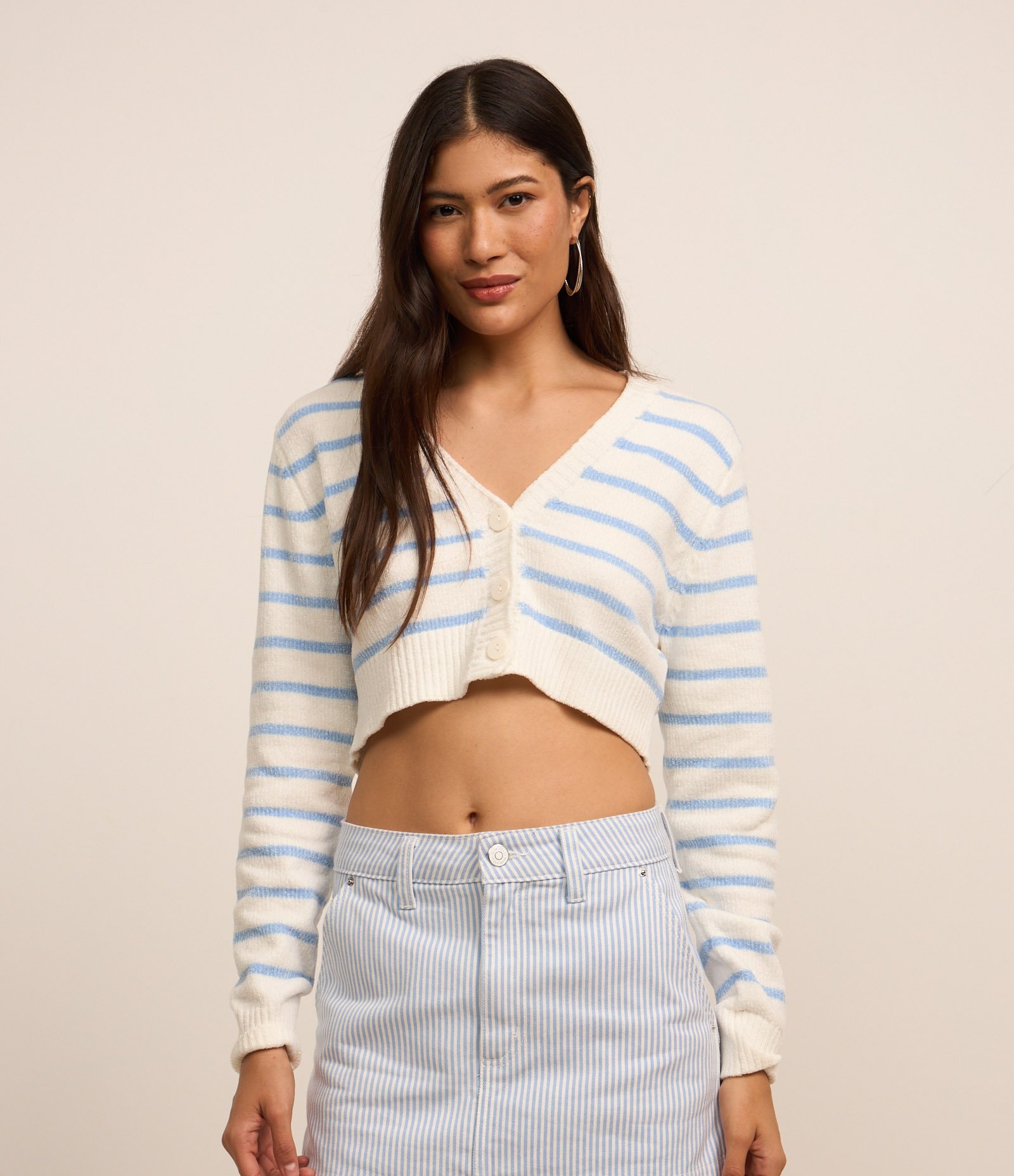 Cardigan Cropped em Chenille com Listras e Botões Branco/Azul 1