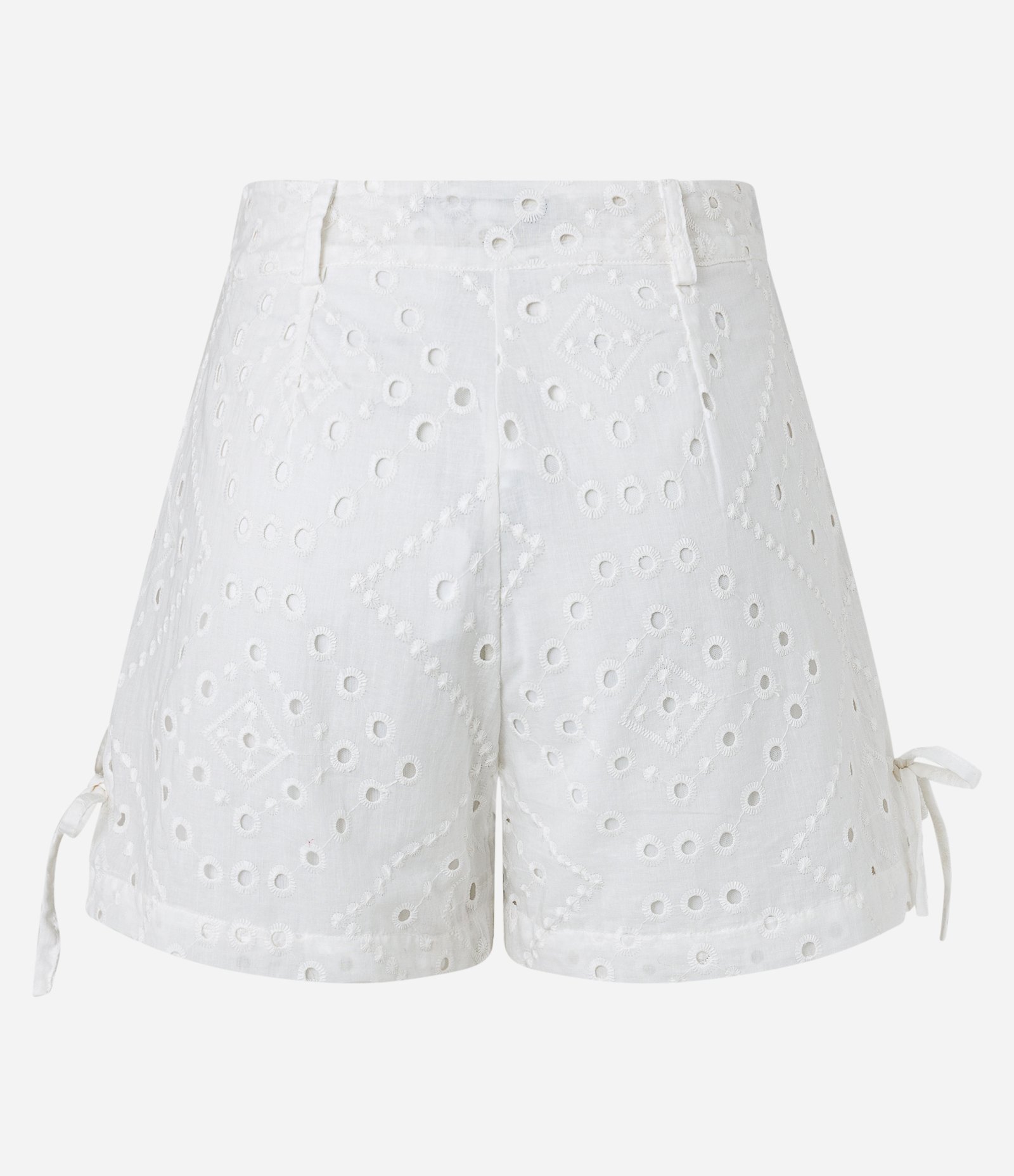 Short Curto em Laise com Cós Alfaiatado e Bolsos Faca Branco 6