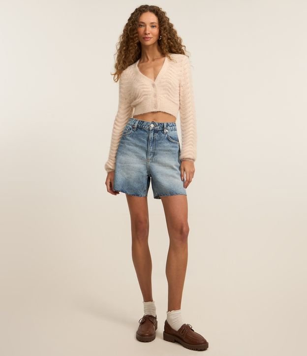 Cardigan Cropped com Pelinho e Ponto Onda