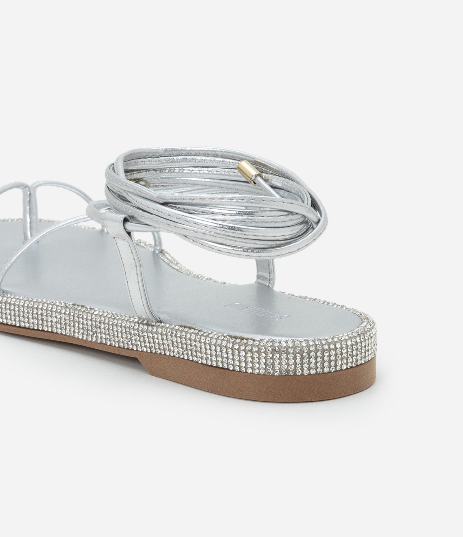 Sandália Rasteira com Amarração e Sola Forrada em Cristal 3