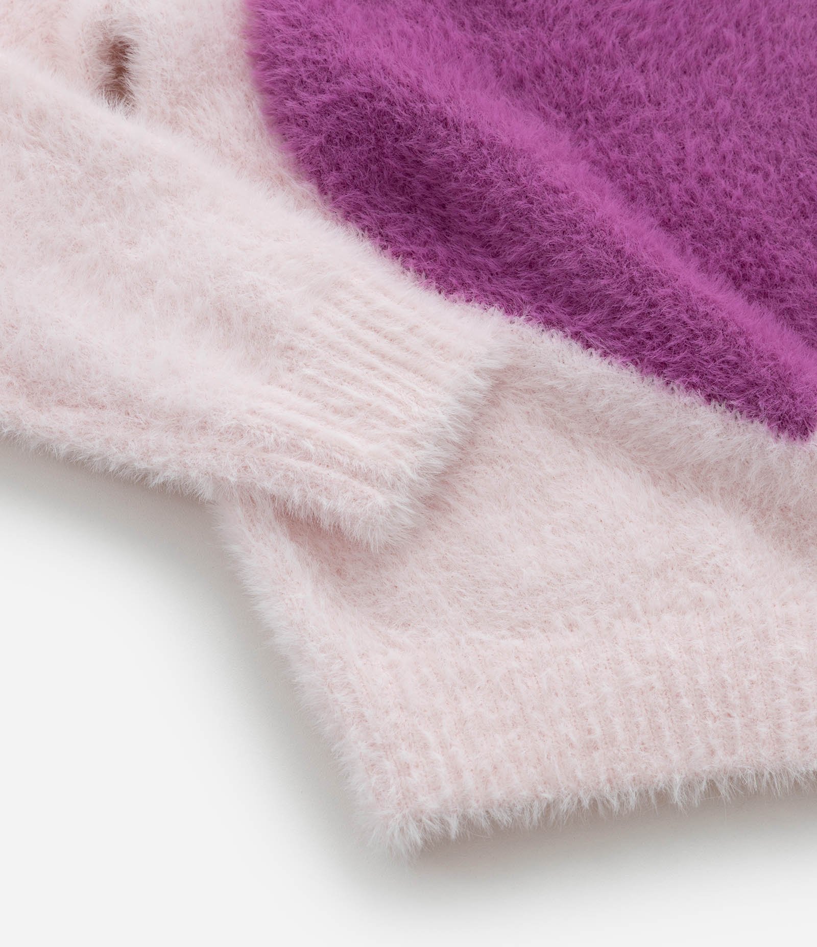 Suéter Infantil em Chenille Peludinho com Estampa Coração - Tam 1 a 5 Anos Rosa 4