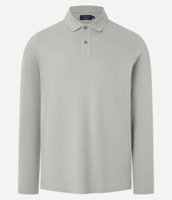 Polo em Algodão com Textura Piquet e Abotoamento