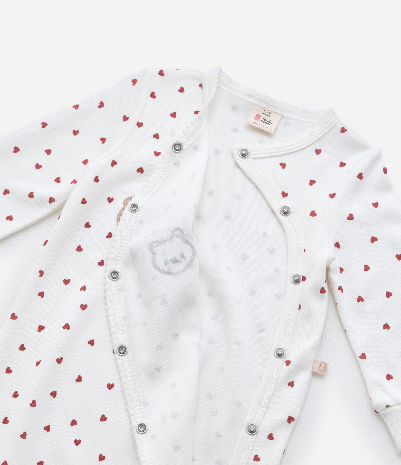 Macacão Infantil em Suedine com Estampa de Corações e Pézinho Fechado - Tam 0 a 18 meses 12-18M 6