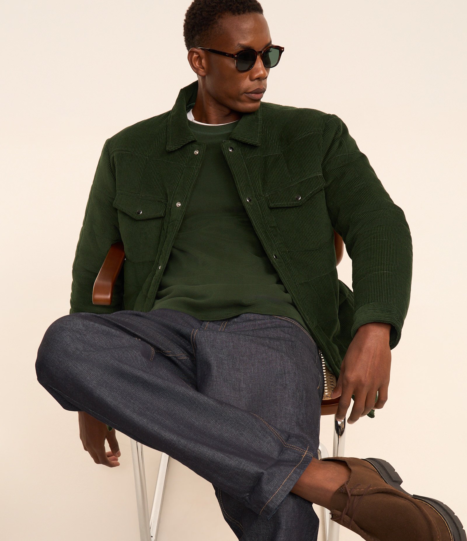 Jaqueta Puffer em Veludo Cotele e Dois Bolsos com Lapela Verde 6