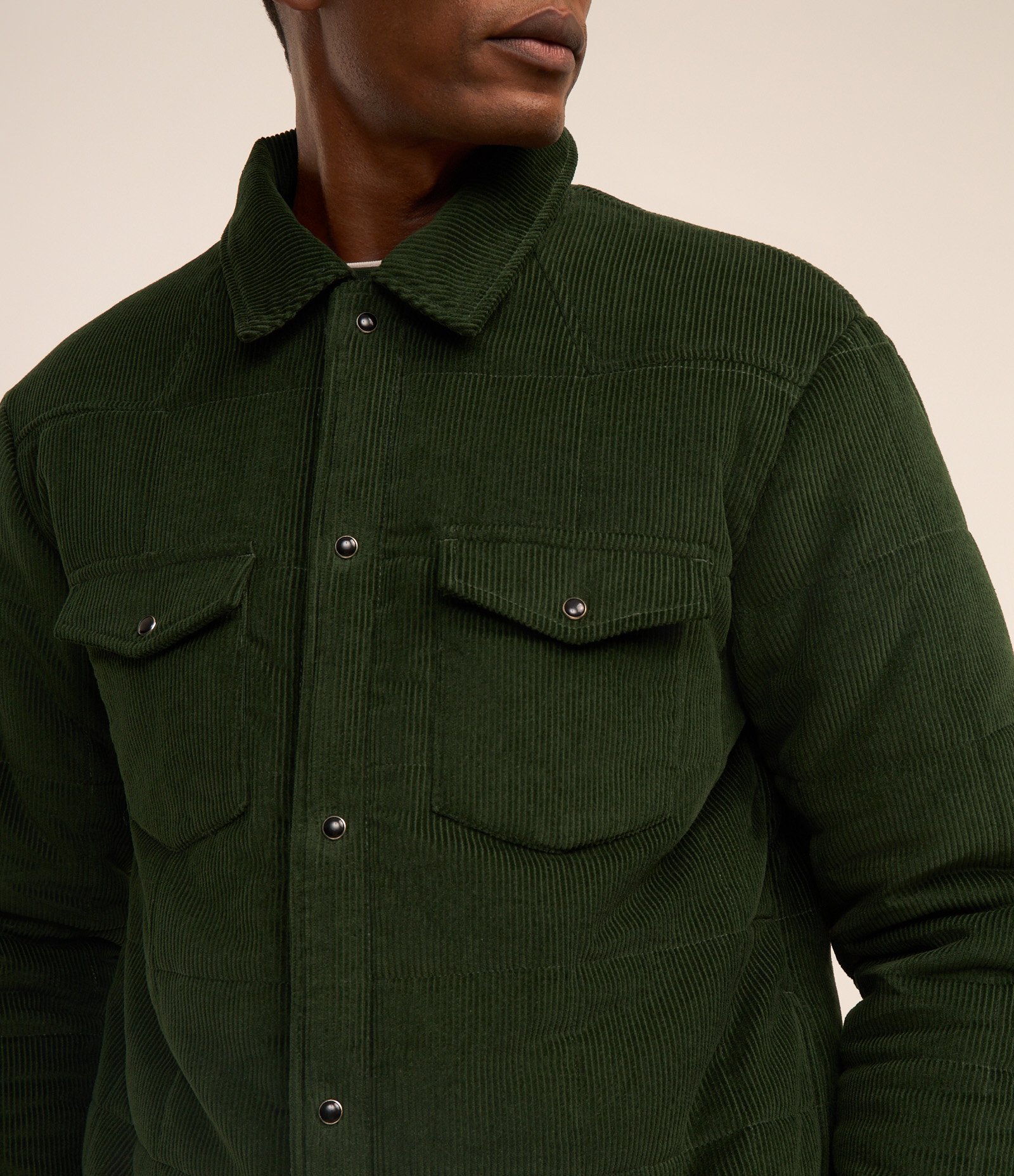 Jaqueta Puffer em Veludo Cotele e Dois Bolsos com Lapela Verde 7