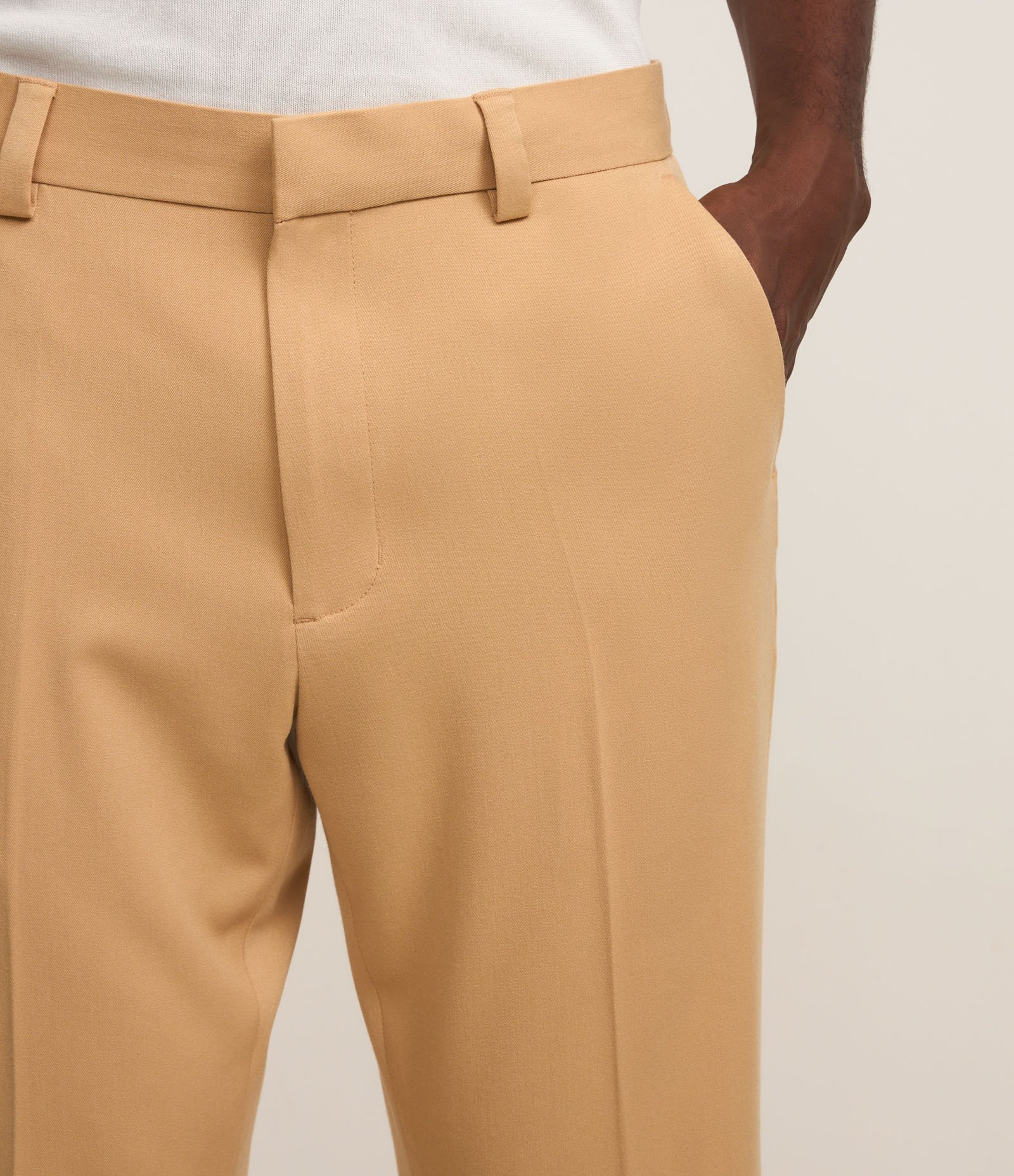 Calça Flare em Alfaiataria Marrom 4