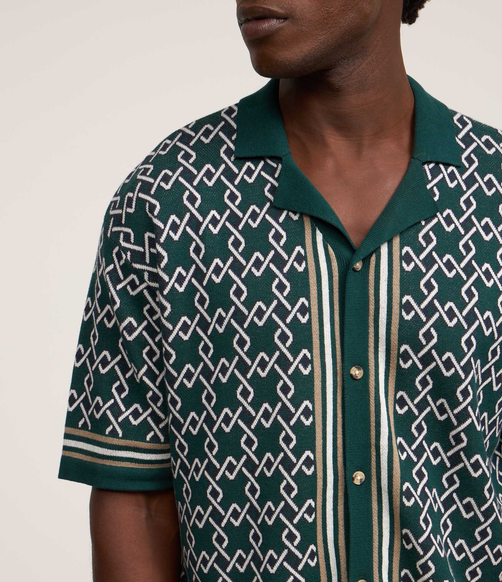 Camisa Boxy com Estampa de Argolas e Viés Contrastantes Verde/Branco 5