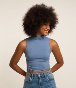 Blusa sem Manga em Poliamida Seamless e Gola Alta com Frufru