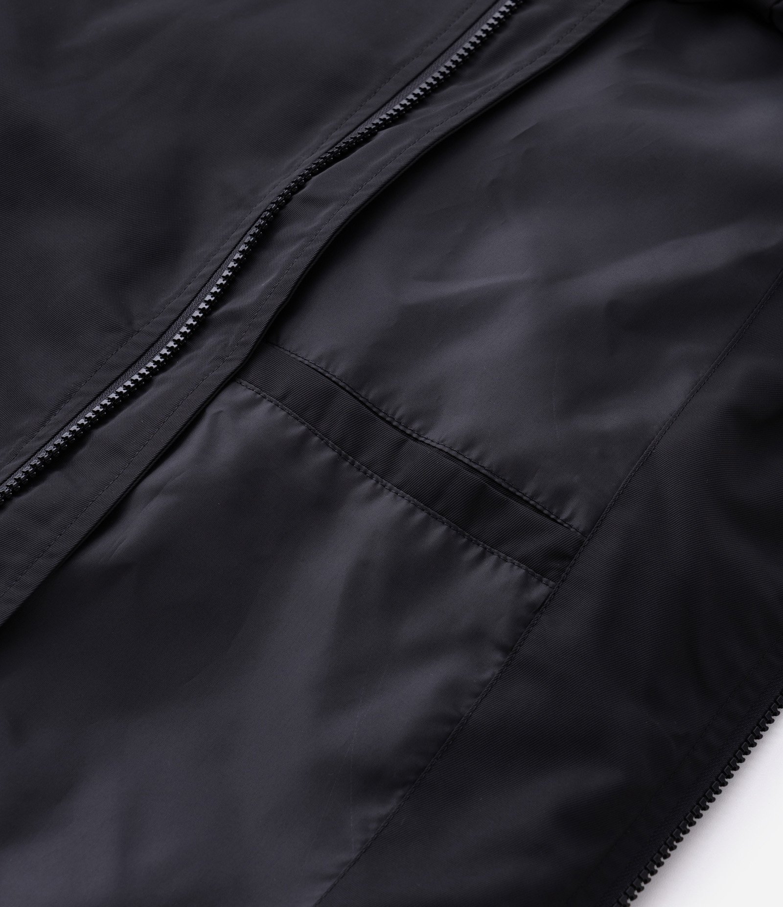 Jaqueta Bomber Aberta com Zíper Preto 10