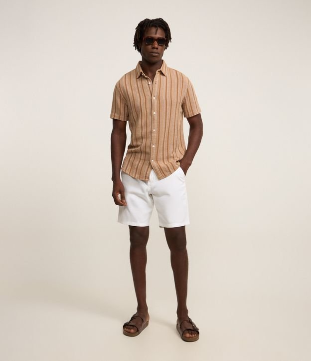 Camisa Regular em Algodão com Listras Verticais