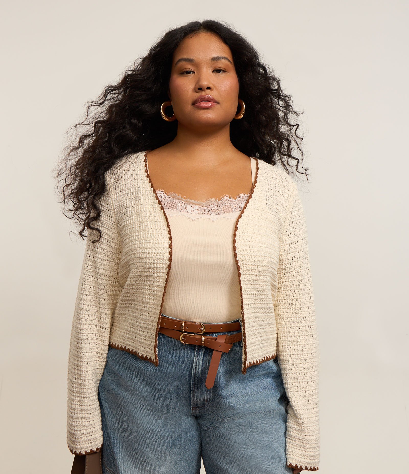 Cardigan em Tricô Acabamento Contrastante Curve & Plus Size Off White 1