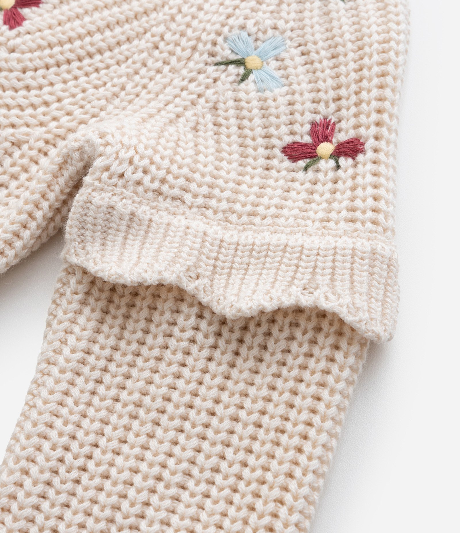 Cardigan Infantil com Babados e Bordado Floral - Tam 0 a 18 meses Bege 6