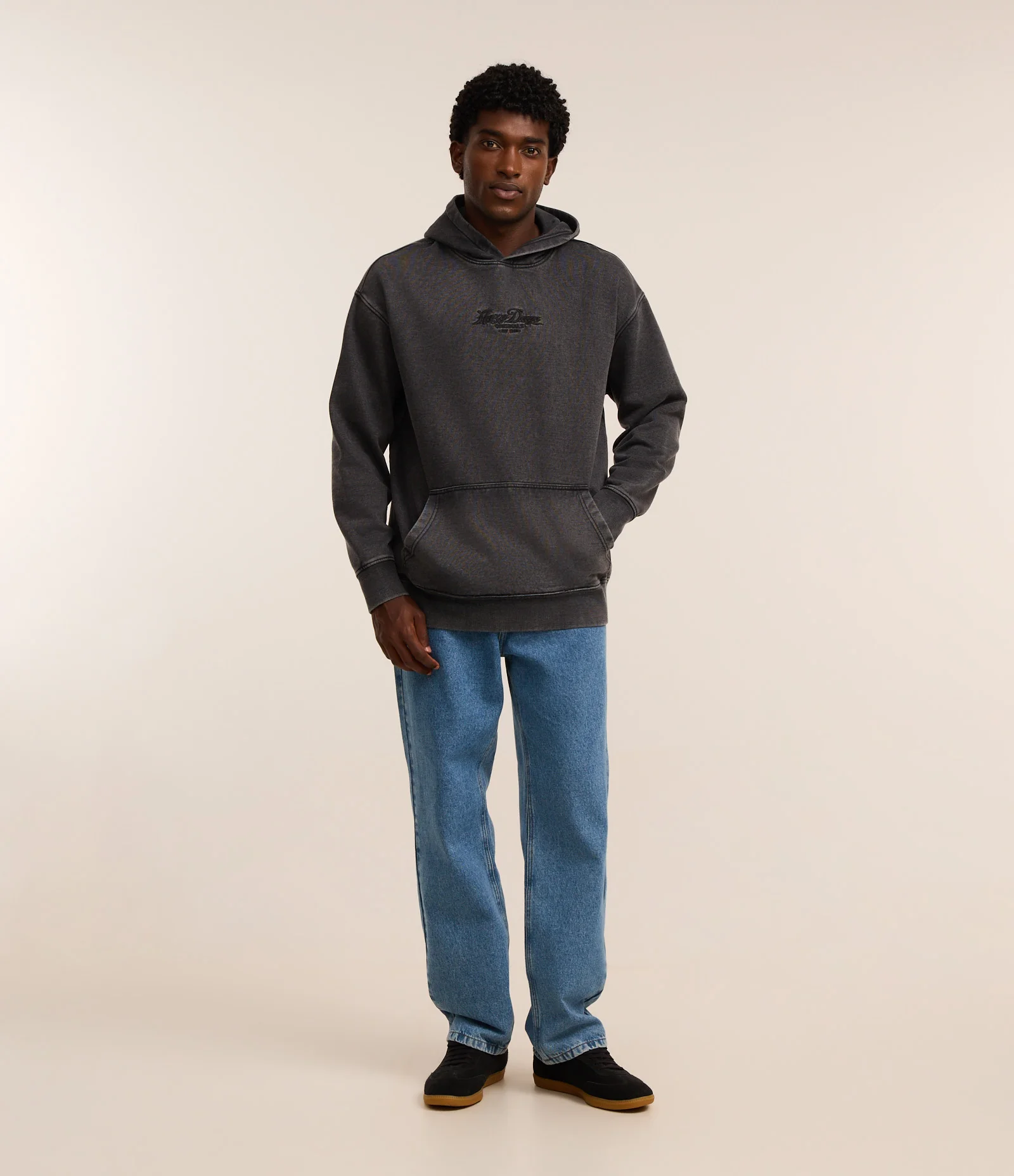 Moletom Relaxed com Estampa Lettering Bordada Preto 2