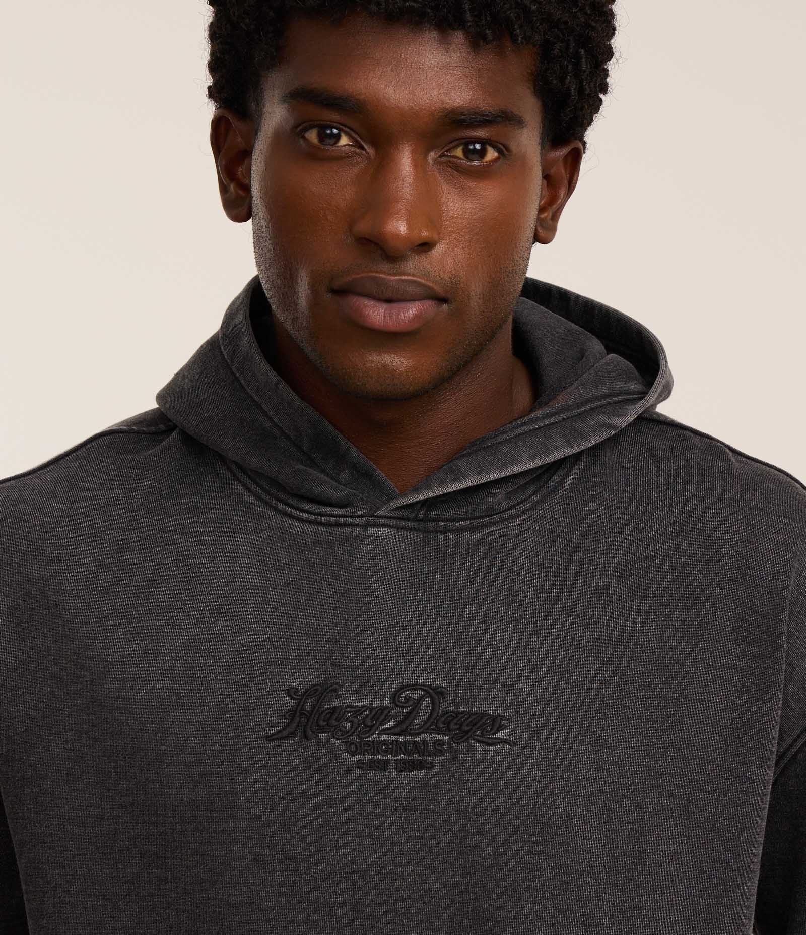 Moletom Relaxed com Estampa Lettering Bordada Preto 5