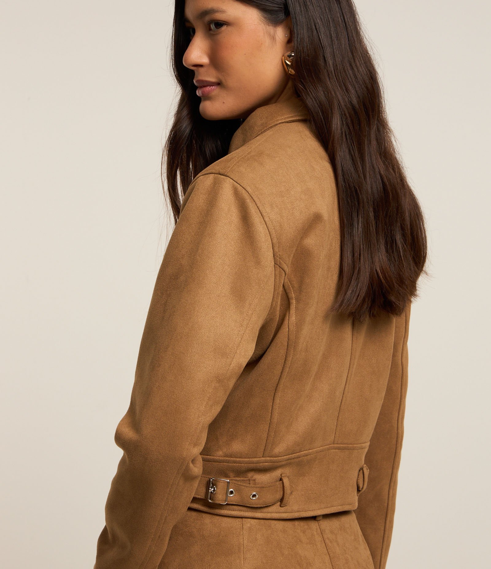 Jaqueta Boxy em Suede com Bolsos Aplicados Marrom 3