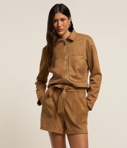 Jaqueta Boxy em Suede com Bolsos Aplicados