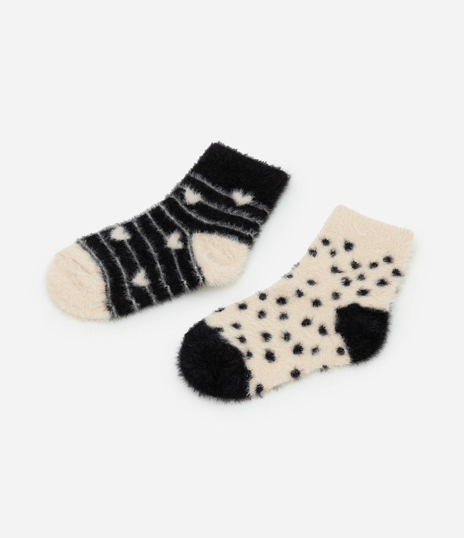 Kit 02 Pares de Meias Infantil em Chenille Peludinha - Tam 19/22 ao 31/34 Preto/Bege 2