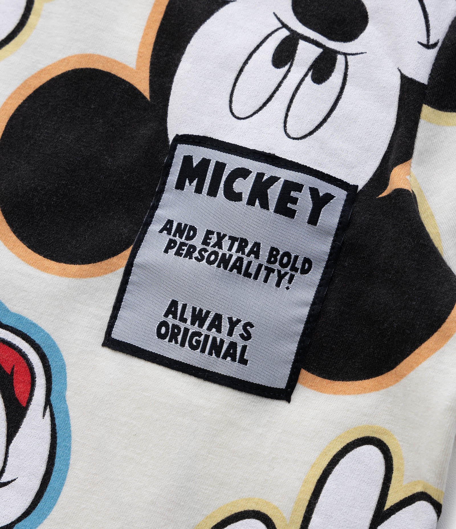 Camiseta Infantil com Estampa do Mickey - Tam 1 a 5 Anos Bege/Preto 4