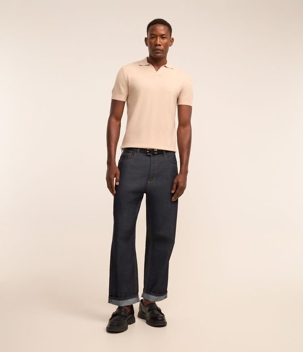 Camiseta Polo em Viscose com Gola V