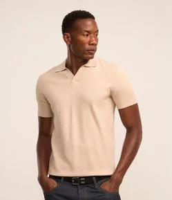 Camiseta Polo em Viscose com Gola V